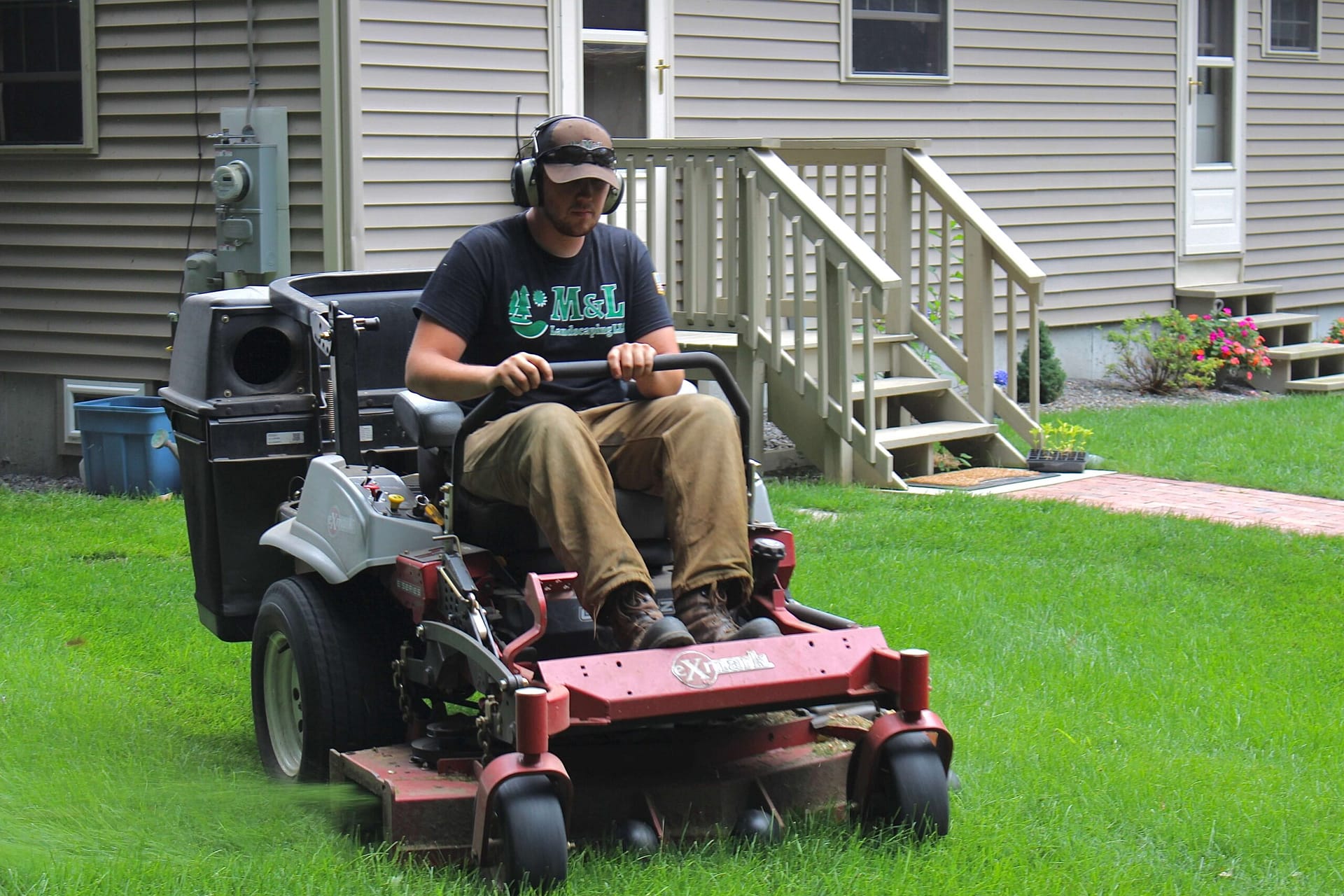 M & L Landscaping LLC Professional Lawn Care & Landscaping Services